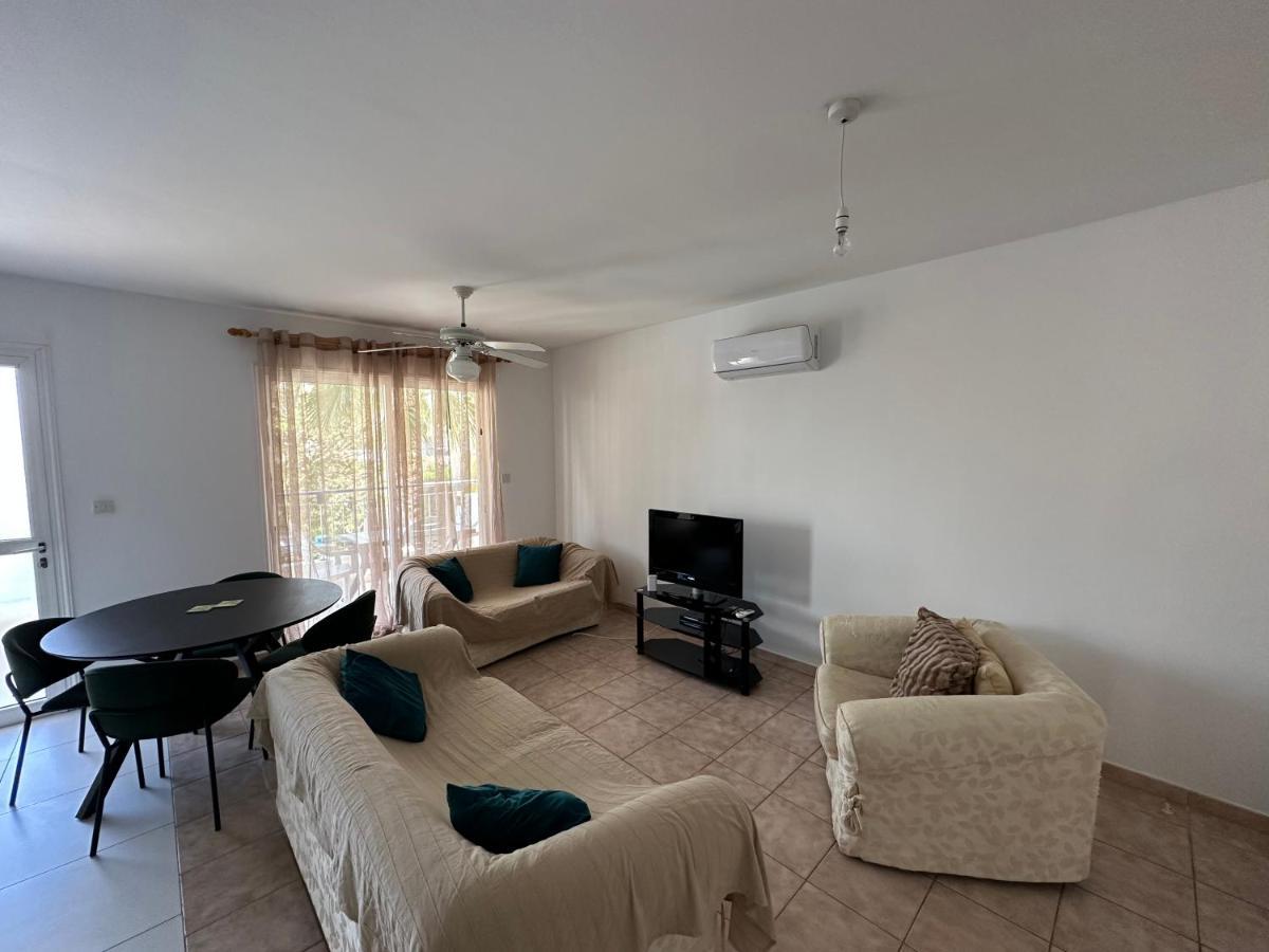 Kato Paphos Apartment Exteriör bild