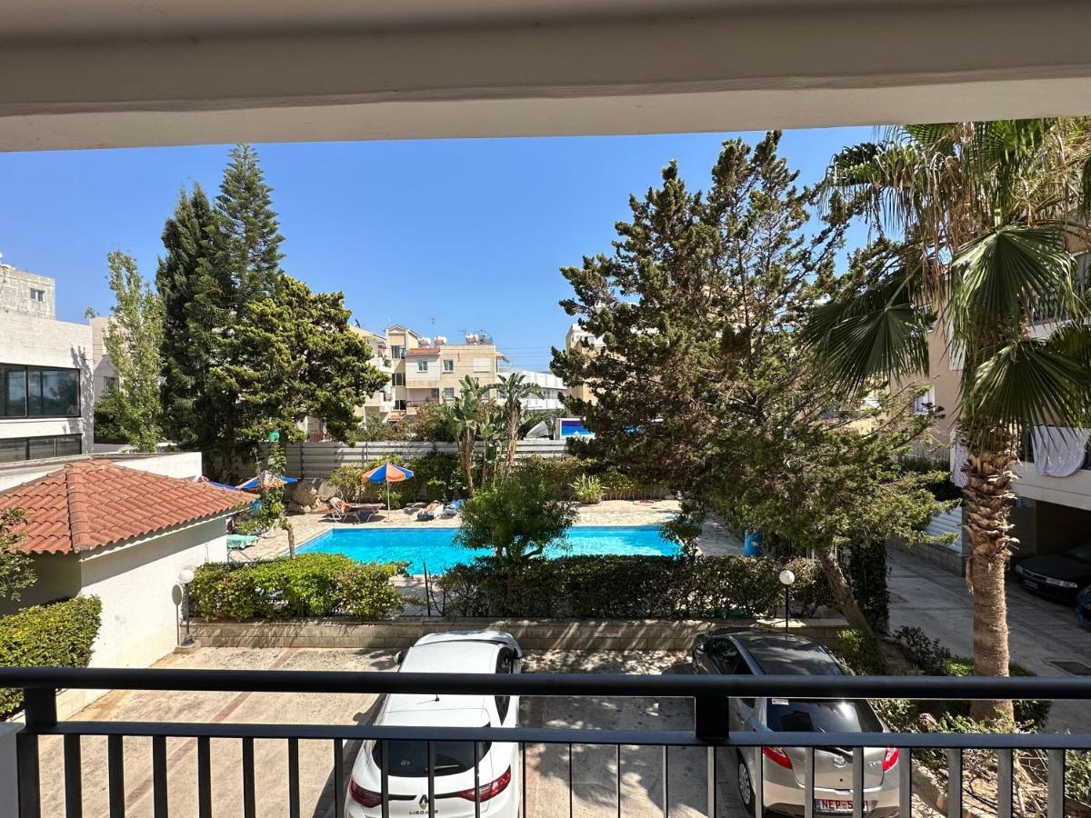 Kato Paphos Apartment Exteriör bild