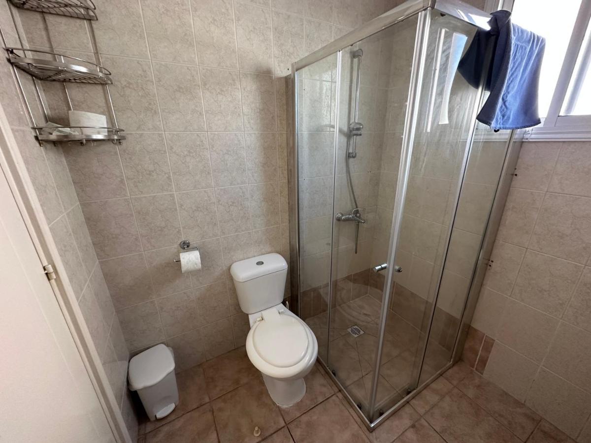 Kato Paphos Apartment Exteriör bild